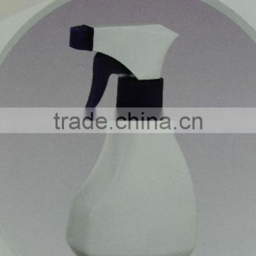 Sprayer bottle with trigger sprayer-20