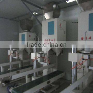 50kg/bag Corn Grits Packing Machine (Production Line)