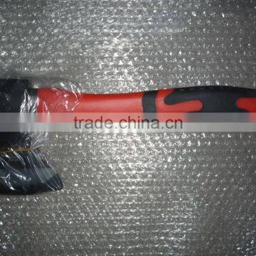axe with fiberglass handle