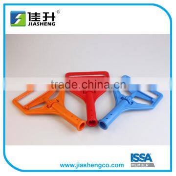 Plastic Mop Holder Janitor Gripper Without Gare 42104