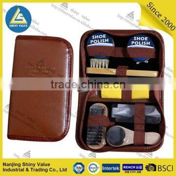 professional handy PVC bag mens shoe shine kit with lint brush and wood shoe brushes