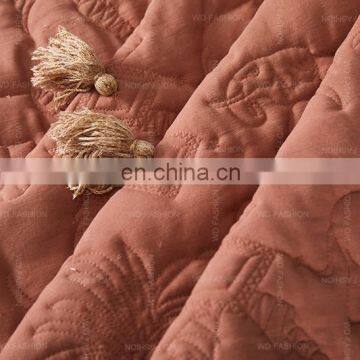 90gsm Microfiber Fabric Quilted Bedding Set Tassel Duvet Cover Set photo-4
