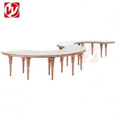 Dubai Luxury Wedding Rental Serpentine Table Gold Stainless Steel Glass Banquet Table photo-3