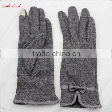 Women Touch Screen Woolen Gloves With Leather Bow Mouth and Hand Clasp photo-2