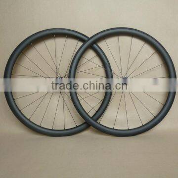 700C carbon fiber road bike wheels 3K glossy 50mm clincher 25mm width