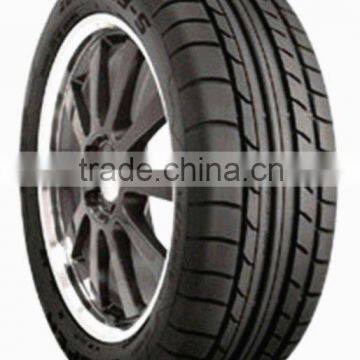 SUV / light truck original equipment replacement tire