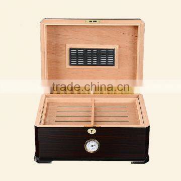 2015 High Quality and New Design Wooden Cigar Humidor photo-5