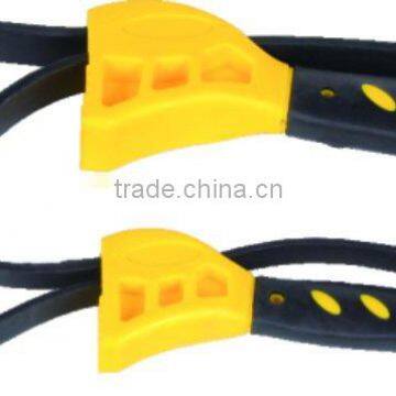ADJUSTABLE STRAP WRENCH