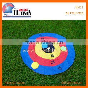 Lawn target game with 3 frisbee for kids