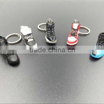 Wholesale shoes shaped keychain, shoes shaped keychain China factory, cheap custom plastic keychain Shenzhen maker