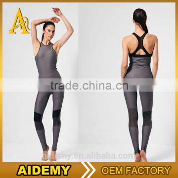 Latest Deep Armholes Racerback Design Women grey Athletic Yoga Wear Set