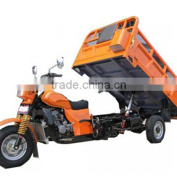 Strong cargo tricycle with tipper