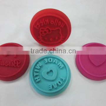 customized new design silicone cookie stamp with wooden handle