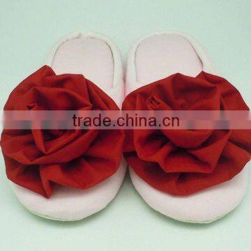 Comfortable and convenient of plush latest indoor girls slippers