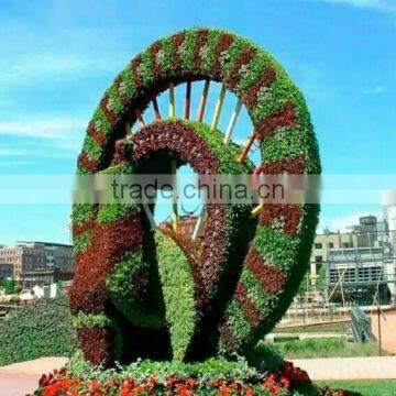 China Long-life Time Fake Grass Animal Good Quality Artificial Grass Topiary photo-6