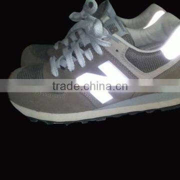 0.8mm Grey Synthetic Reflective pu Leather for Shoes Cover photo-3