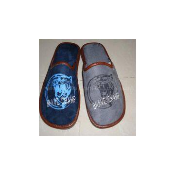 Tiger Embroidered Handmade Slipper For Men