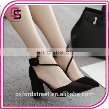 2017 the new European thick and shallow foot ring straps are high in women's sandals