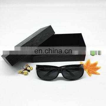 Wholesale printed Luxury custom paper gift box for packaging glasses