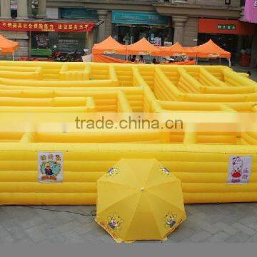 2016 new cool design inflatable obstacle course yellow maze for sale