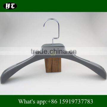 FP-869 Grey Plastic Hanger for Clothes