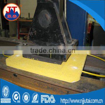 Yellow uhmwpe truck loading outrigger pads