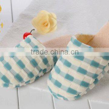 Fashion Promotional Plush Women Fancy Slippers on Sale Grid Slippers photo-4