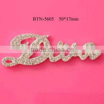 Hot selling factory price letter diva rhinestone button in stock (btn-5605)