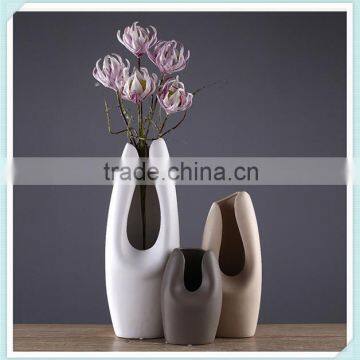 ceramic modern style home goods vase with cloth design vase for home decoration