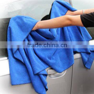 microfiber towel cleaning car