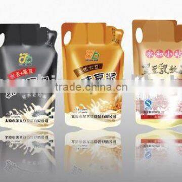 Soya milk bag filling sealing packaging machine