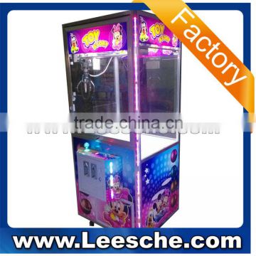 LSJQ-389 toy story crane game machine/crane machine with coin changer