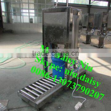Semi-automatic Plastic Barrel Capping Machine/plastic Bucket Sealing Machine/petrol Barrel Capper Machine photo-2