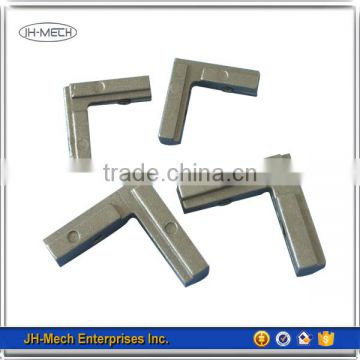 Customized aluminum die casting parts of right angle built-in fittings