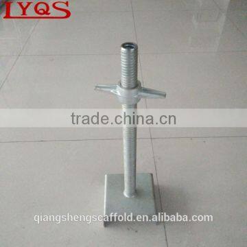 Scaffolding adjustable U-head jack support