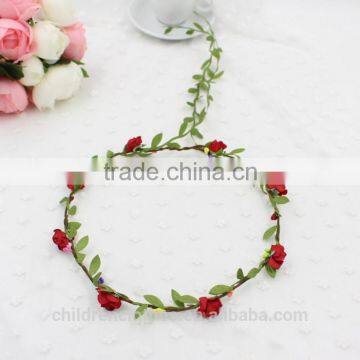 2017 hot sale products girls plastic headband beautiful design flower garland with leaf