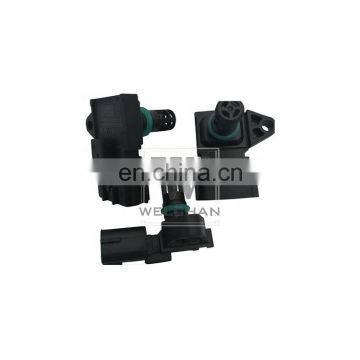 Excavator PC200-8 PC220-8 PC300-8 Engine 6D107 Intake Air Temperature Pressure Sensor 6754-81-2701