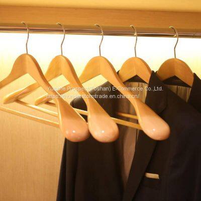Natural Wide Shoulder Wooden Coat Hanger Rack for Display photo-3