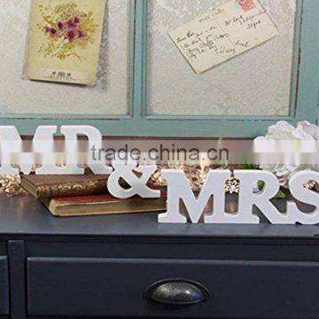 Hot sale wooden letters "Mr & Mrs"