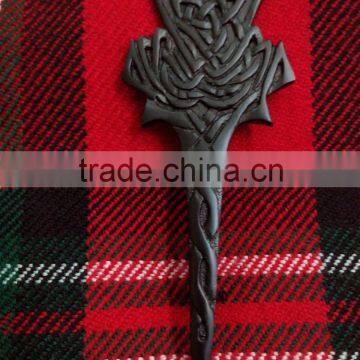 Celtic Design Kilt Pin In Black Finished Made Of Brass Material