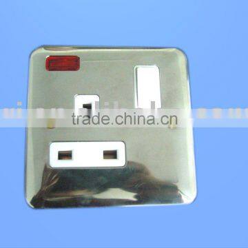 switched socket