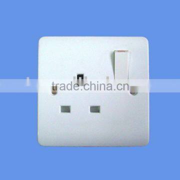 1Gang Switched Socket,13Amp, BS 1363