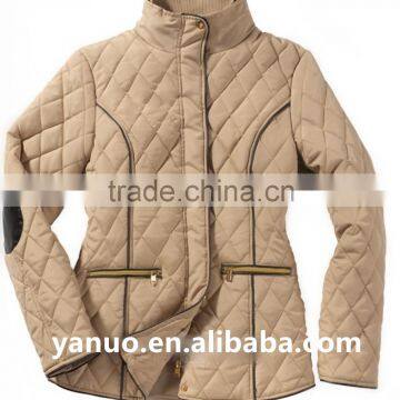 Women short quilted jacket