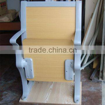 classical design school furniture