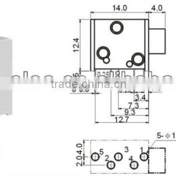 3.5mm headphone socket