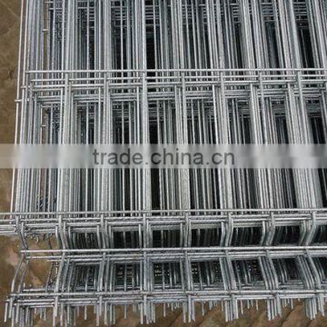 Galvanized metal fencing