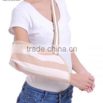 Orthopedic immobilizing adjustable medical shoulder strap sling