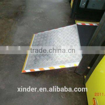 FMWR Series Fold Manual Aluminium Wheelchair Ramp for Low Floor Bus