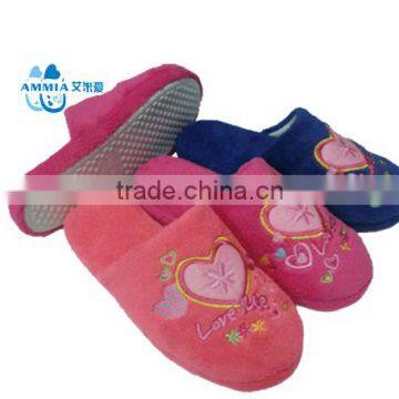 OEM LadY Winter Home Indoor Slippers Customized Terry Slippers Winter High Quality Warm TPR Slippers With Cheap Price photo-6