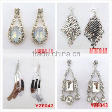 New Design Good Looking Fashion Indian Gold Jhumka Earring photo-6